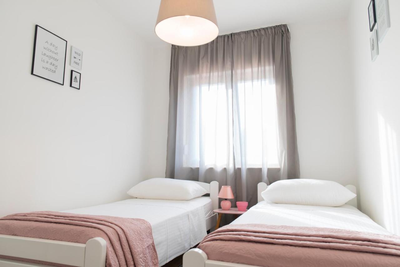 Modern Mediterranean Apartment Zara Esterno foto