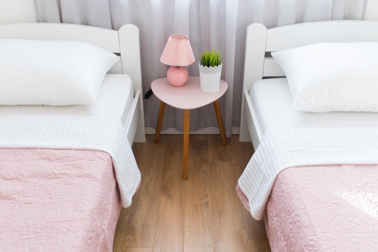 Modern Mediterranean Apartment Zara Esterno foto
