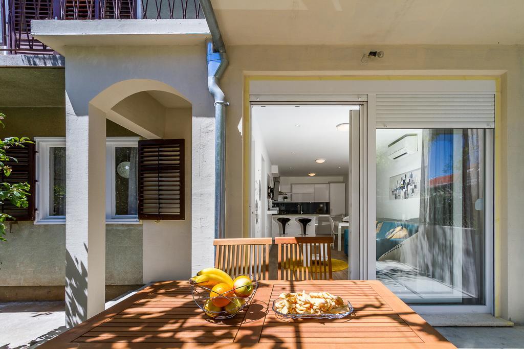 Modern Mediterranean Apartment Zara Esterno foto