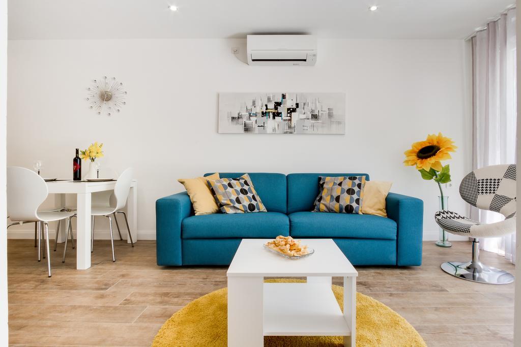 Modern Mediterranean Apartment Zara Esterno foto