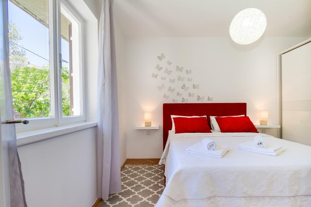Modern Mediterranean Apartment Zara Esterno foto