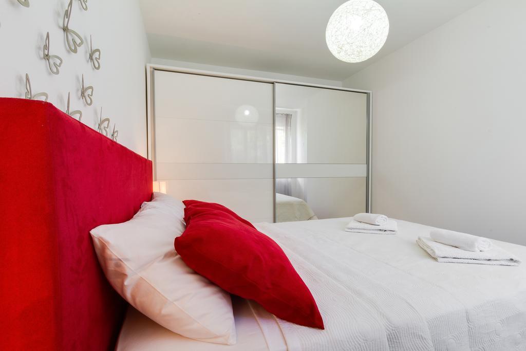 Modern Mediterranean Apartment Zara Esterno foto